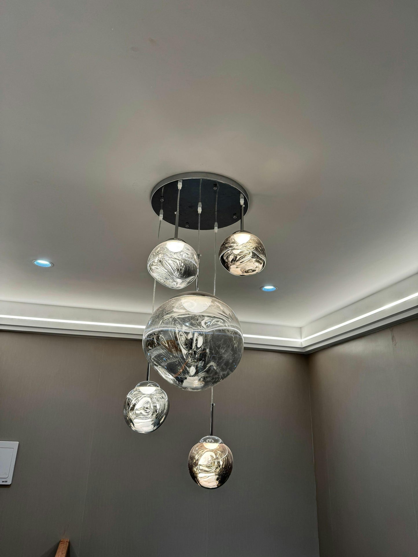 Mellet Pendant Light