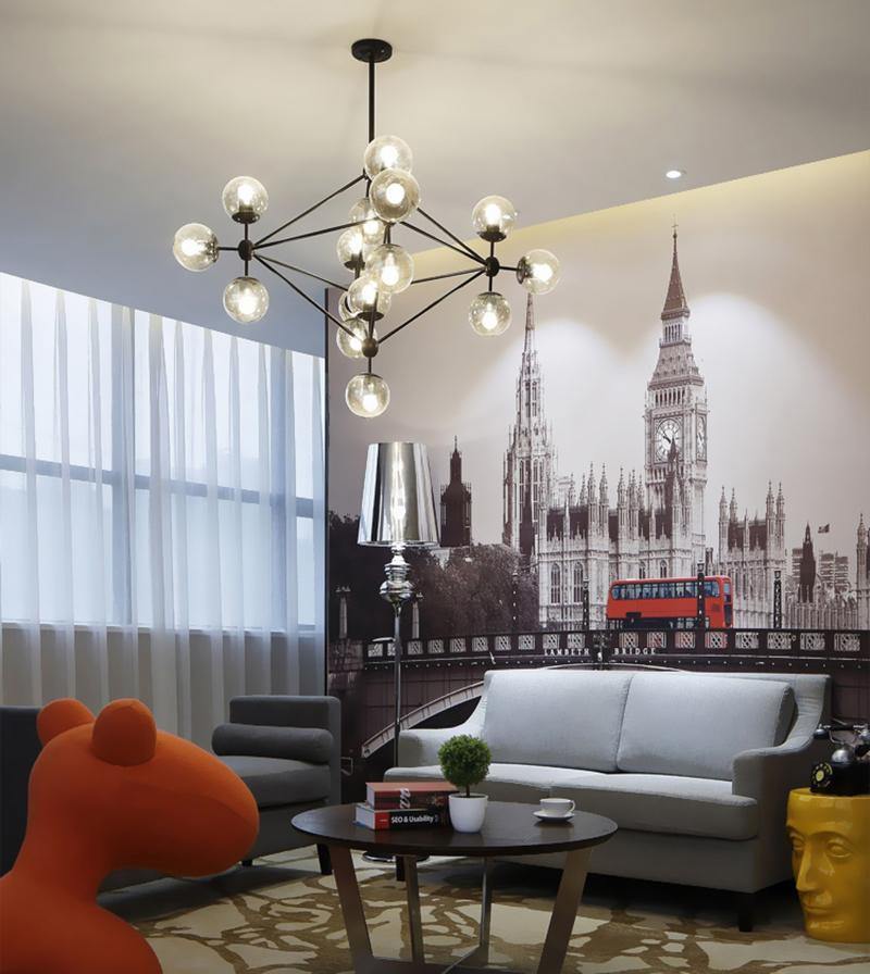 PERLAGE Glass Globe Cluster Chandelier