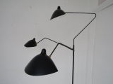 Linea Noir Minimalist Floor Lamp