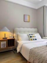 Eliah Table lamp