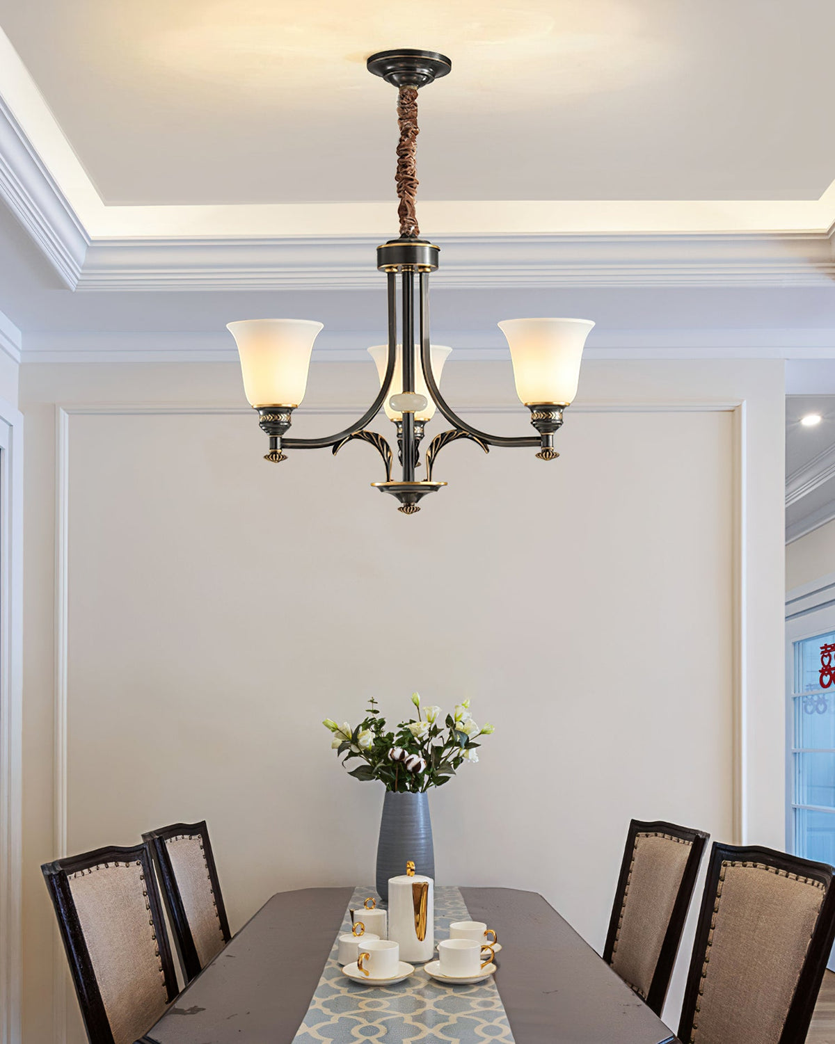 NOTTURNO Black & Frosted Glass Chandelier