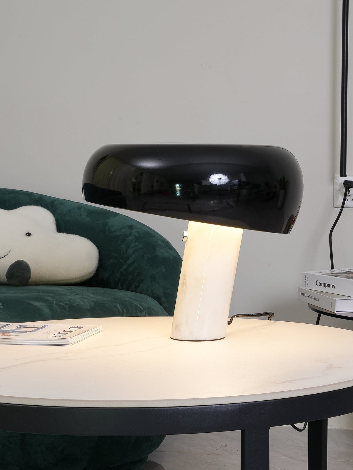 Luna Marble Lamp in Noir Black