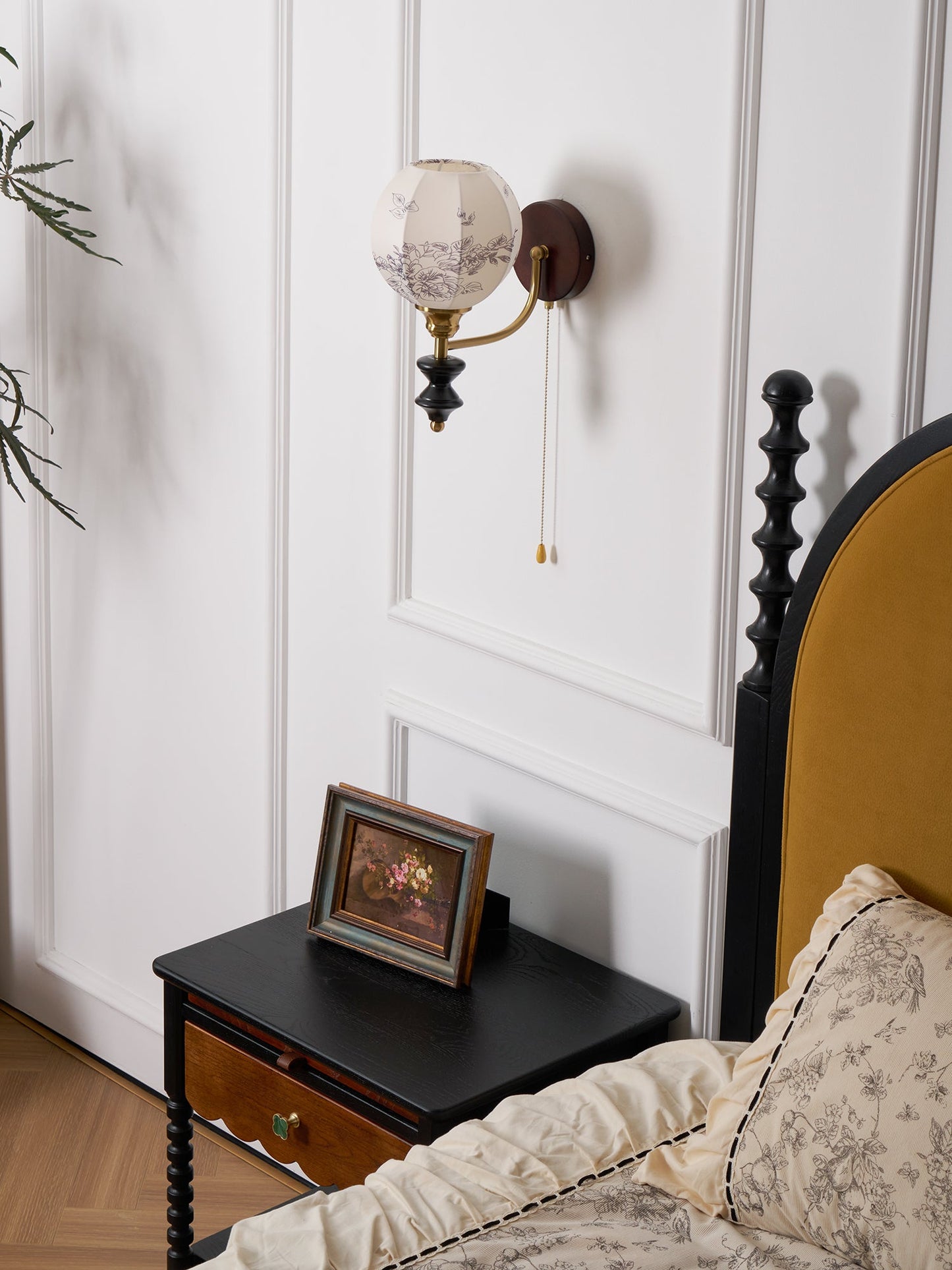 Celine  Wall Lamp