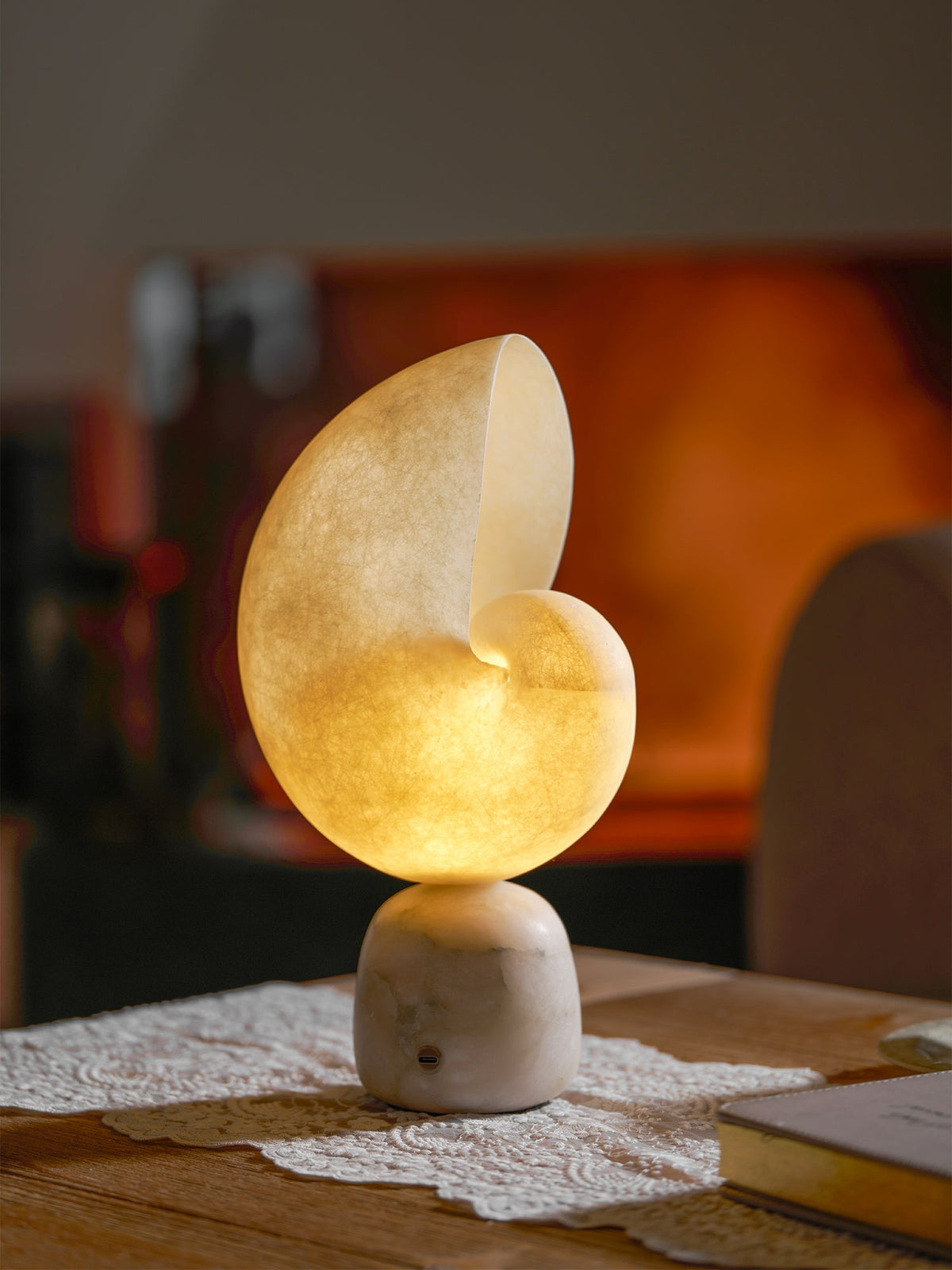 Conch Alabaster Table Lamp
