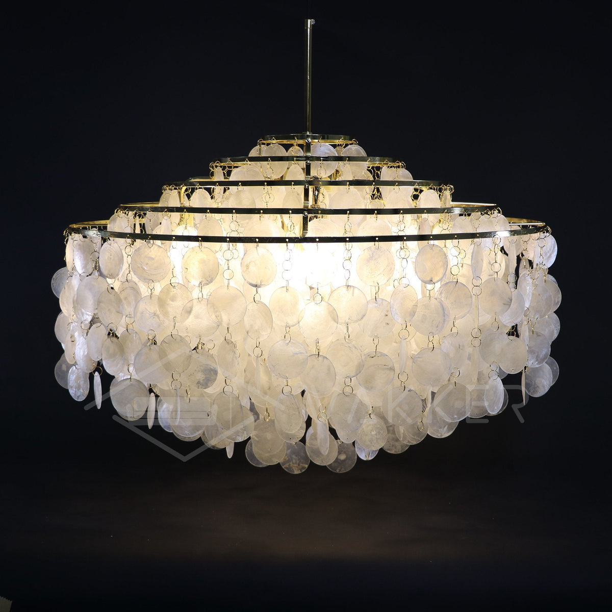 COQUILLE Tiered Shell Chandelier