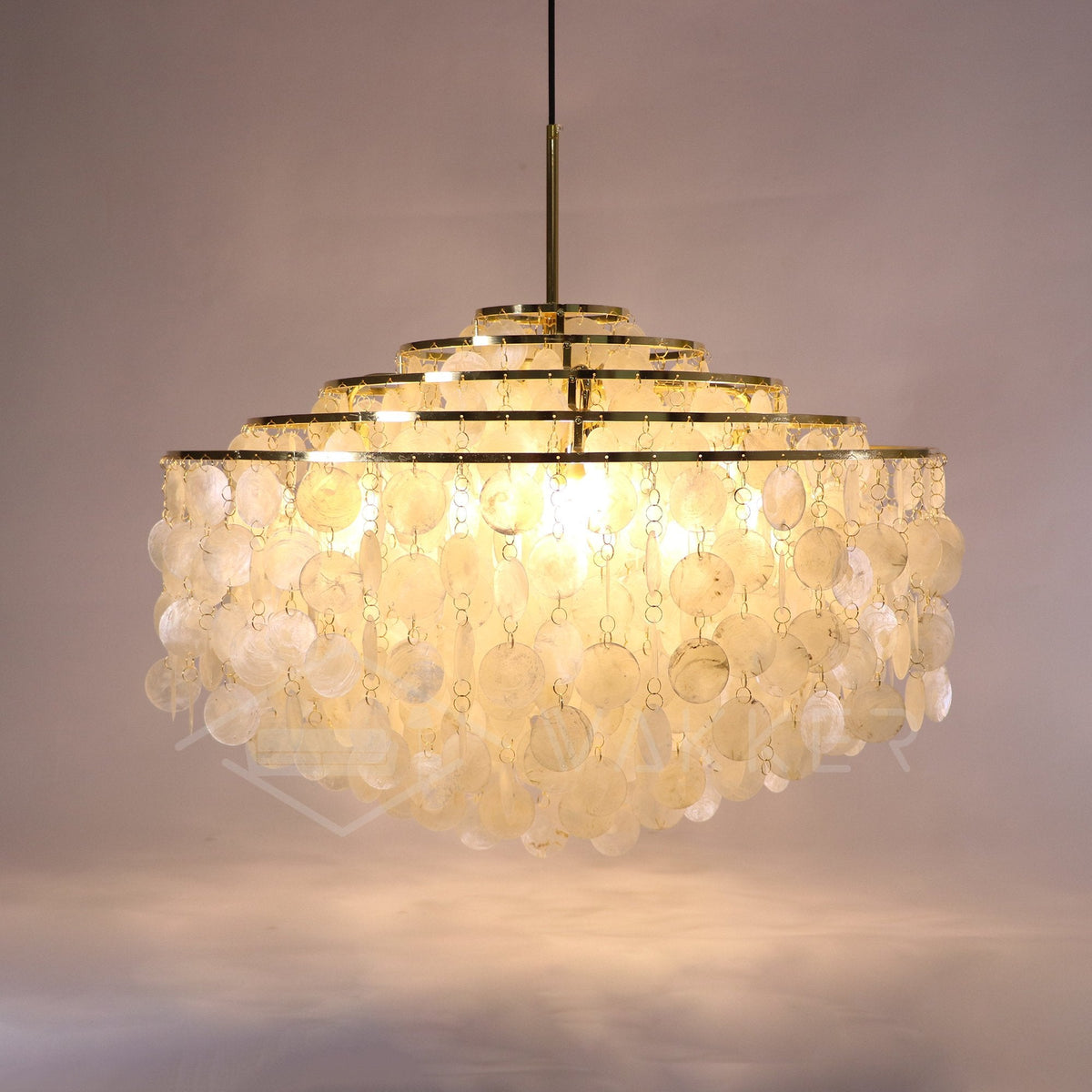 COQUILLE Tiered Shell Chandelier