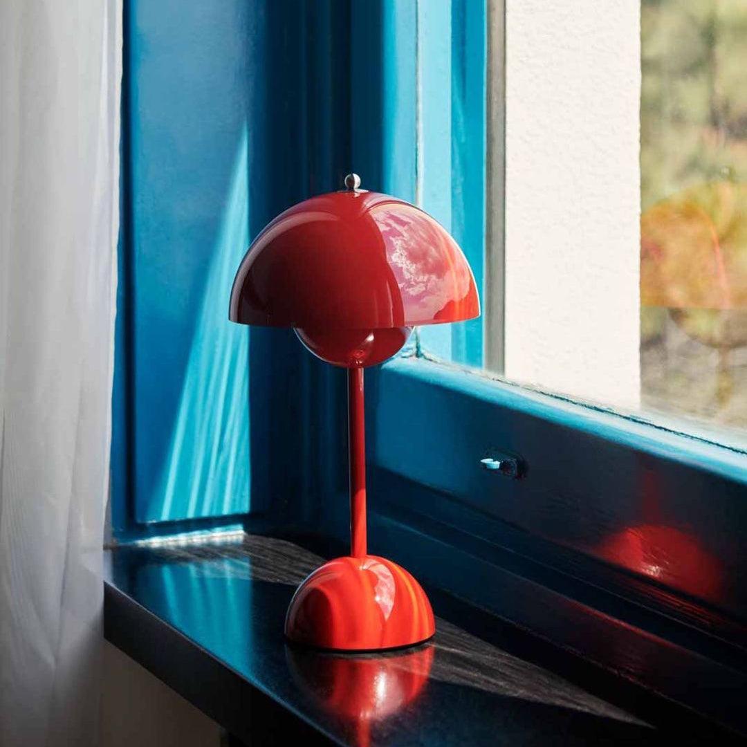 Flowerpot Portable Table Lamp