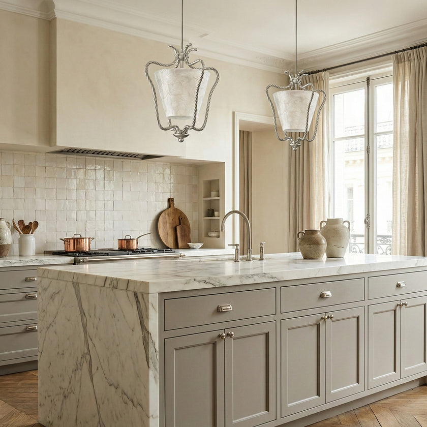 OSTRELLA Natural Shell Pendant Light