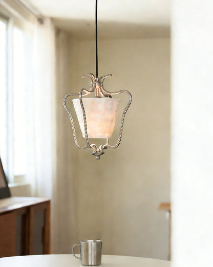 OSTRELLA Natural Shell Pendant Light