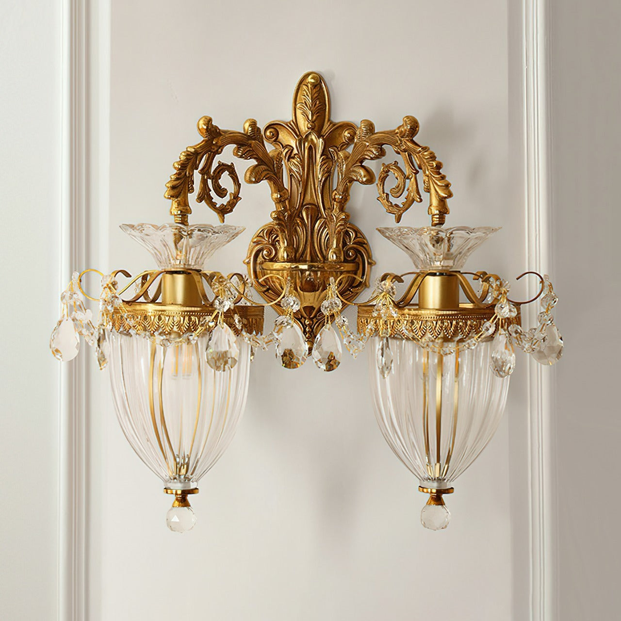 Misas Wall Lamp