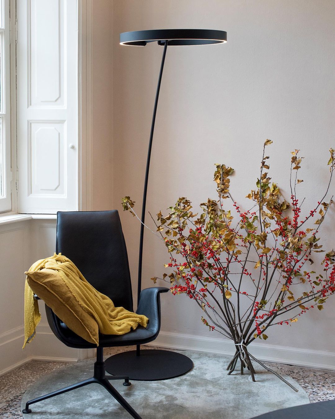 Eliah Table lamp