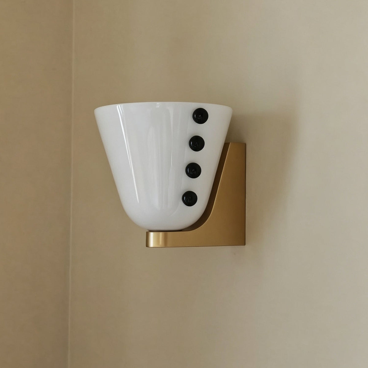 Ambrelis Wall Sconce