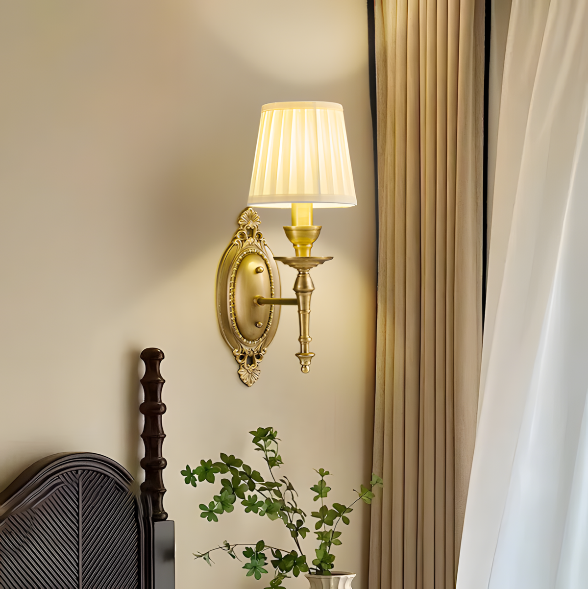 Briarcourt Wall Sconce