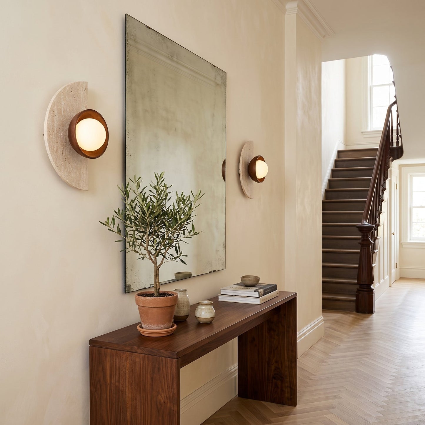 Cresmora Wall Sconce