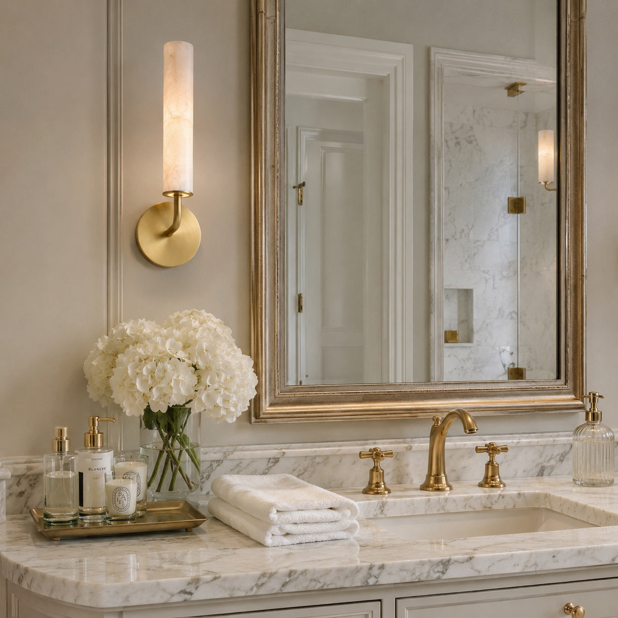 Cylora Alabaster Wall Sconce
