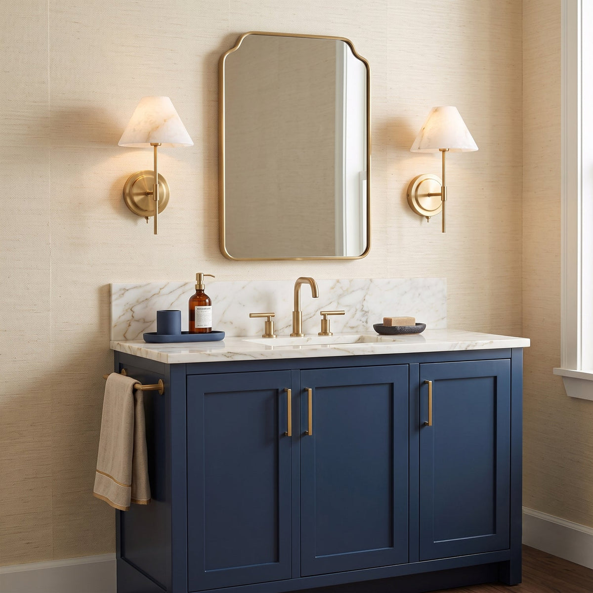 Rennes Alabaster Wall Sconce