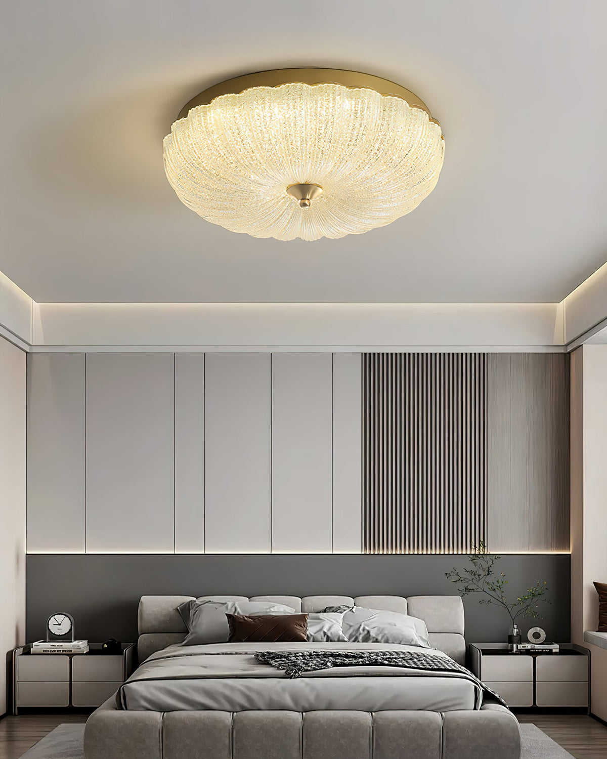 ONDINE Rippled Glass & Brass Ceiling Light