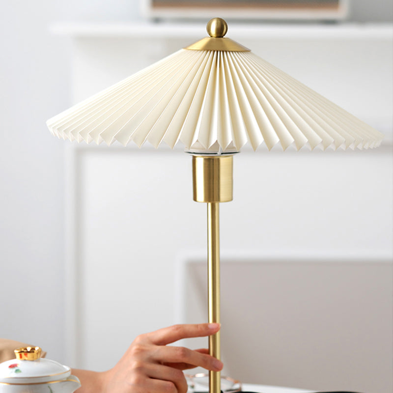 Luxury Pleated White Gold Table Lamp