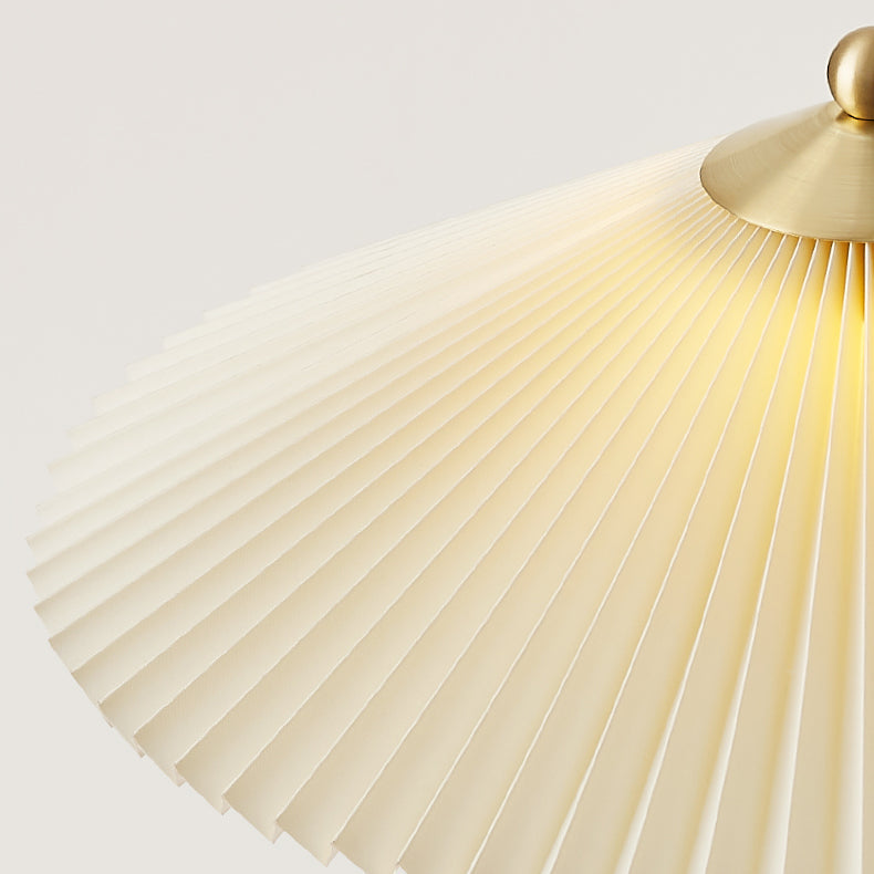 Luxury Pleated White Gold Table Lamp