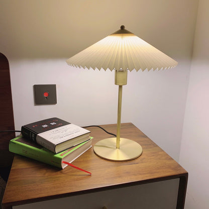 Luxury Pleated White Gold Table Lamp