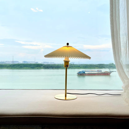 Luxury Pleated White Gold Table Lamp