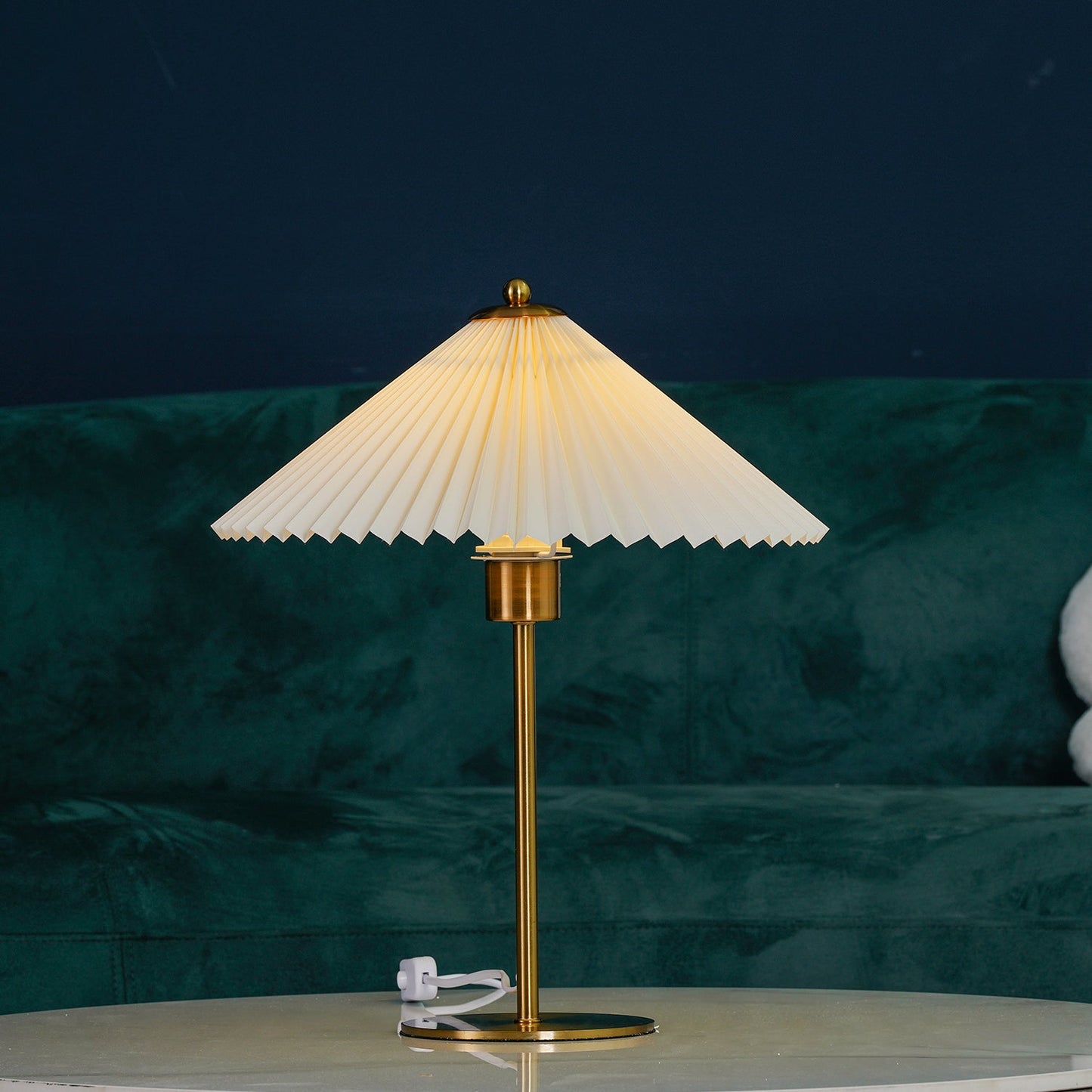 Luxury Pleated White Gold Table Lamp