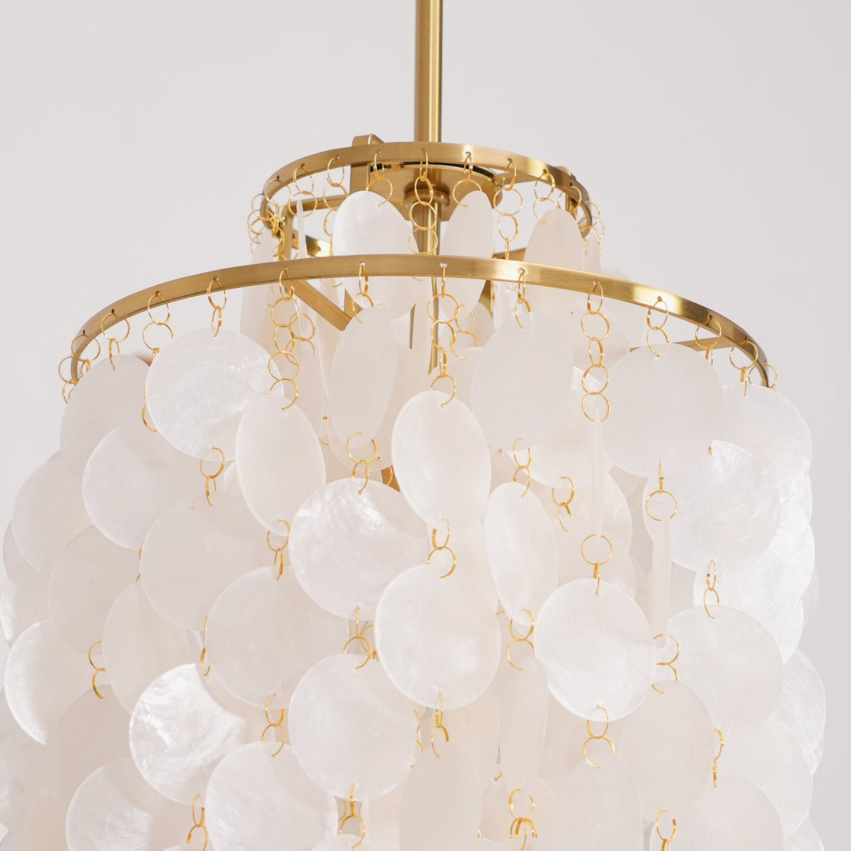 COQUILLE Tiered Shell Chandelier