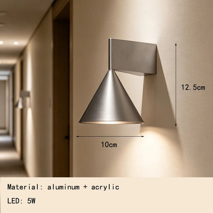 STILETTA Minimalist LED Wall Light