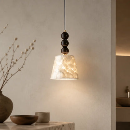 NAUTILE Mid-Century Shell Pendant Light