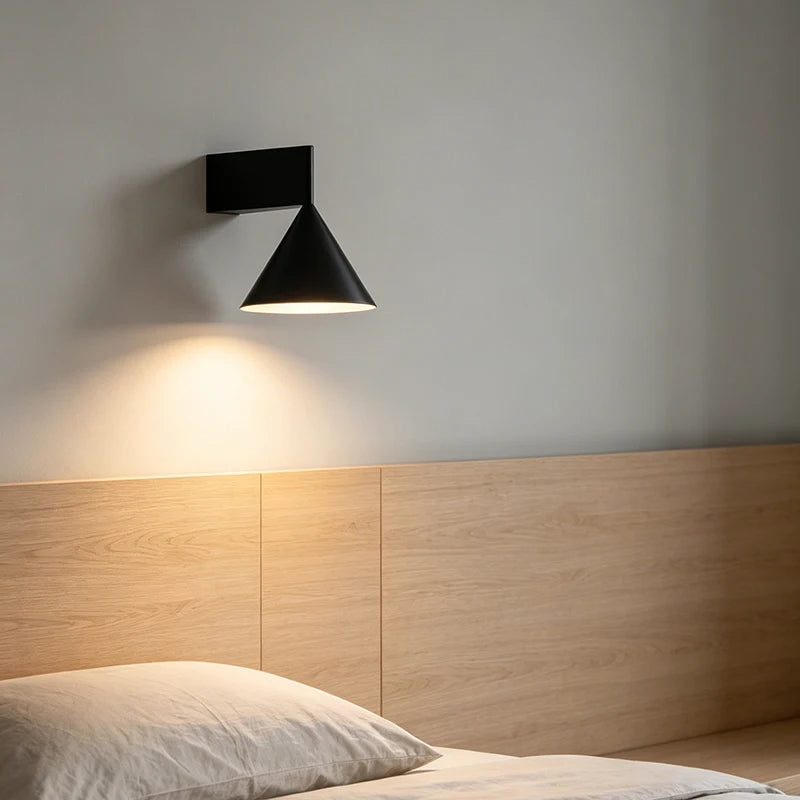 STILETTA Minimalist LED Wall Light