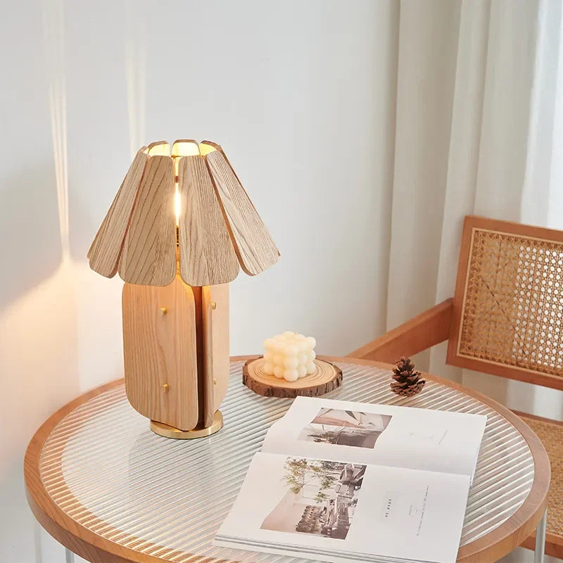 RADICA Wabi-Sabi Solid Wood Table Lamp