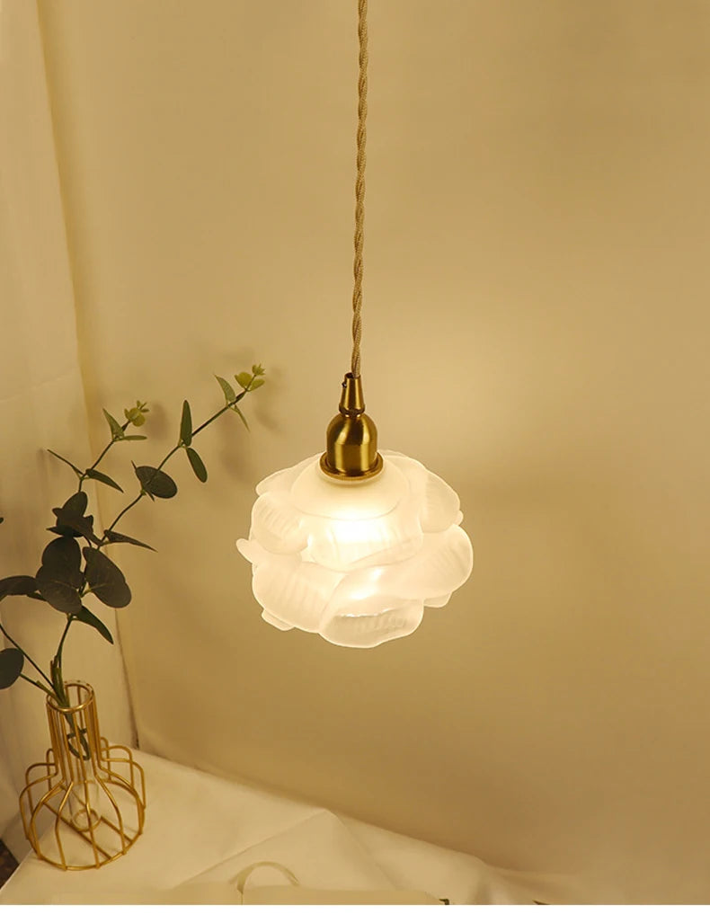 Petale de Rose Chandelier