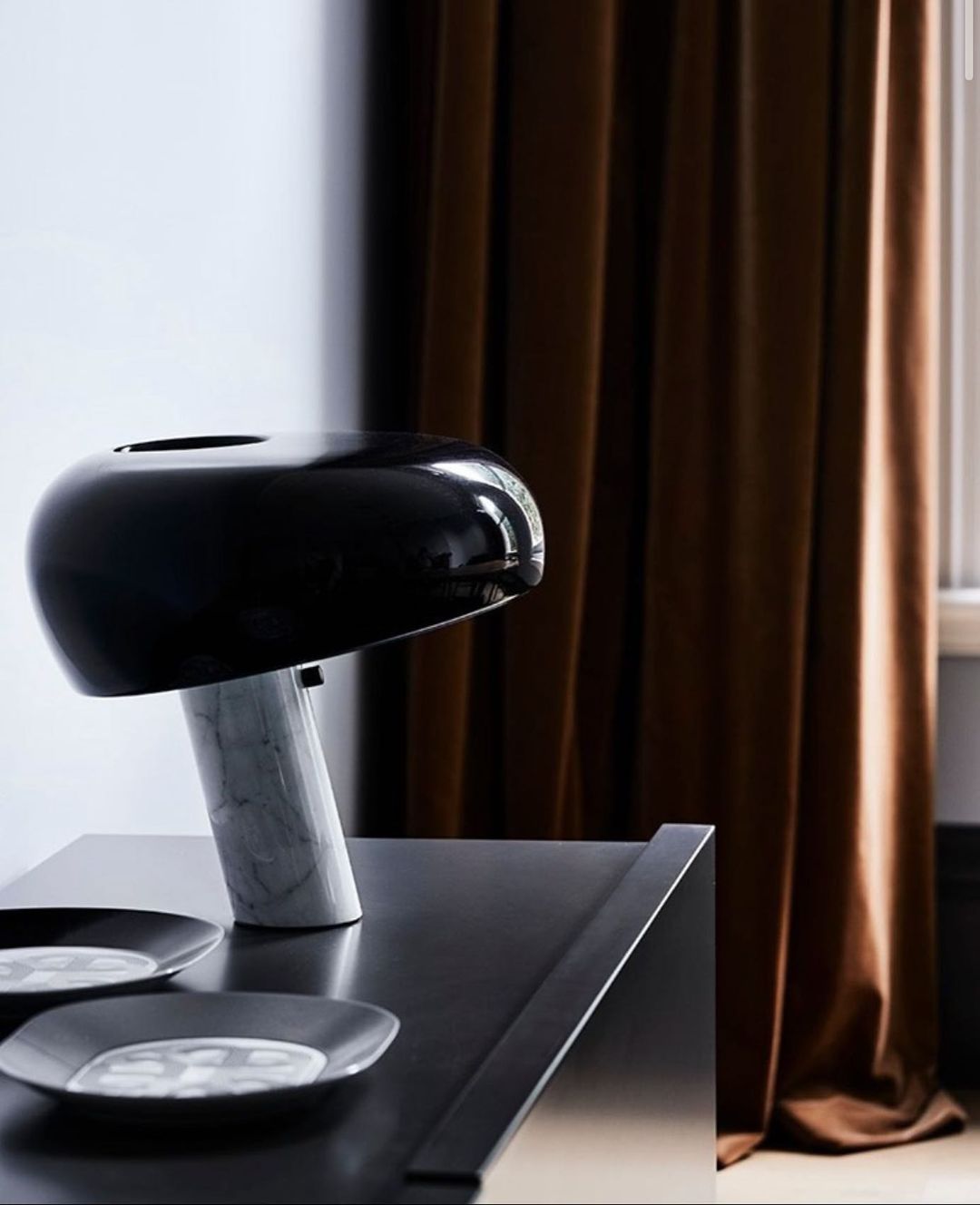 Luna Marble Lamp – Italian Carrara Marble Designer Table Lamp