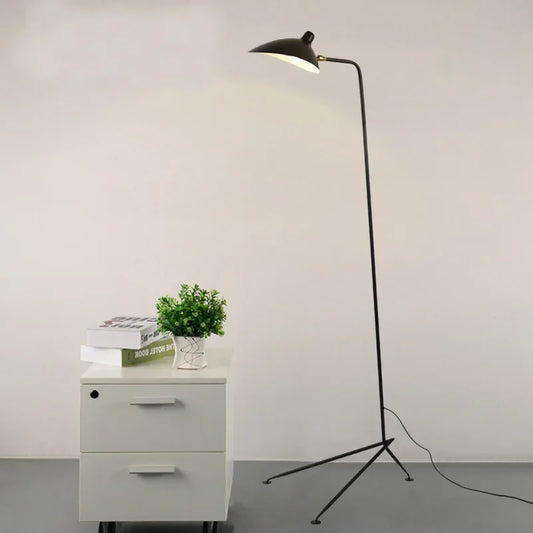 Linea Noir Minimalist Floor Lamp
