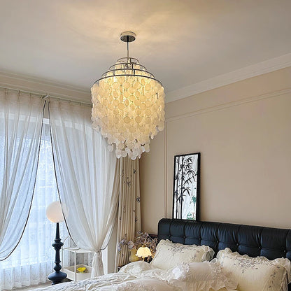 COQUILLE Tiered Shell Chandelier