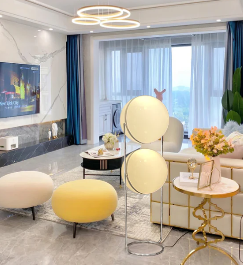 LUKA™ Futuristic Glow Lamp