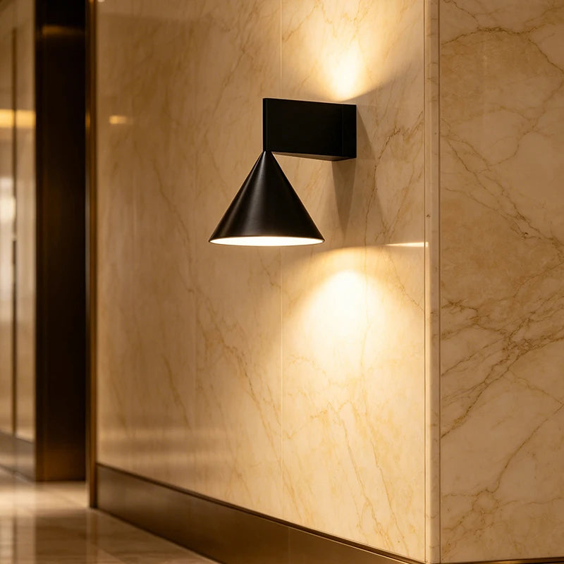 STILETTA Minimalist LED Wall Light