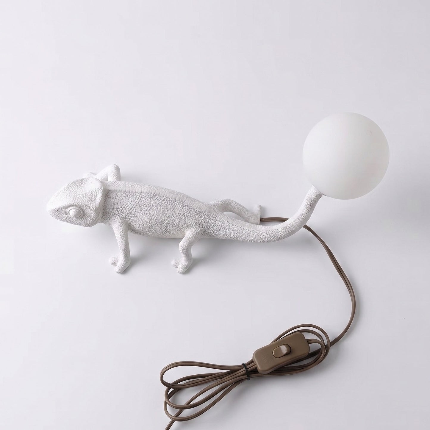 Luxury Chameleon Table Lamp