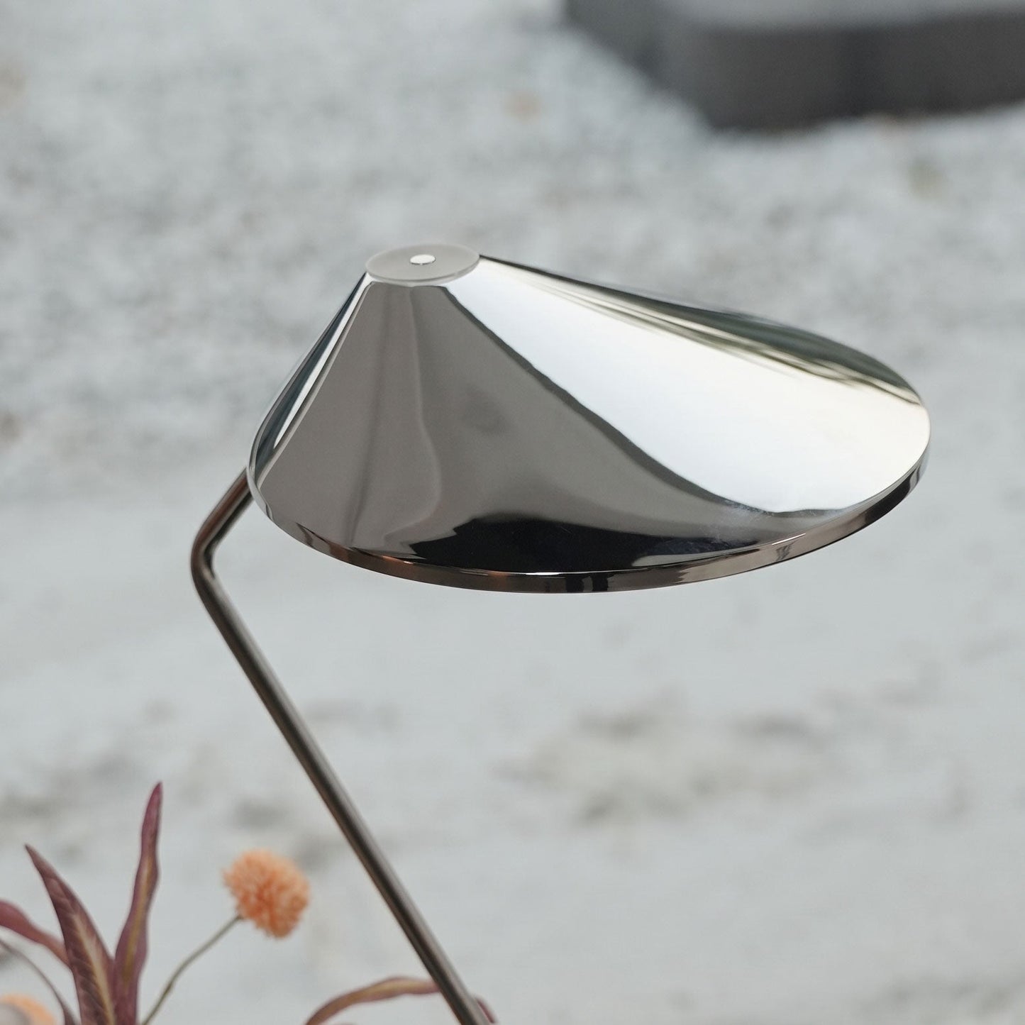 Calloway Minimalist Floor Lamp