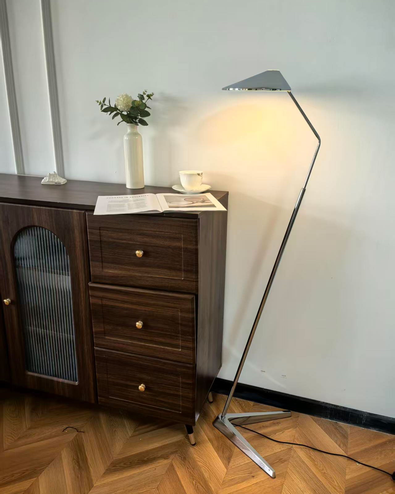 Calloway Minimalist Floor Lamp