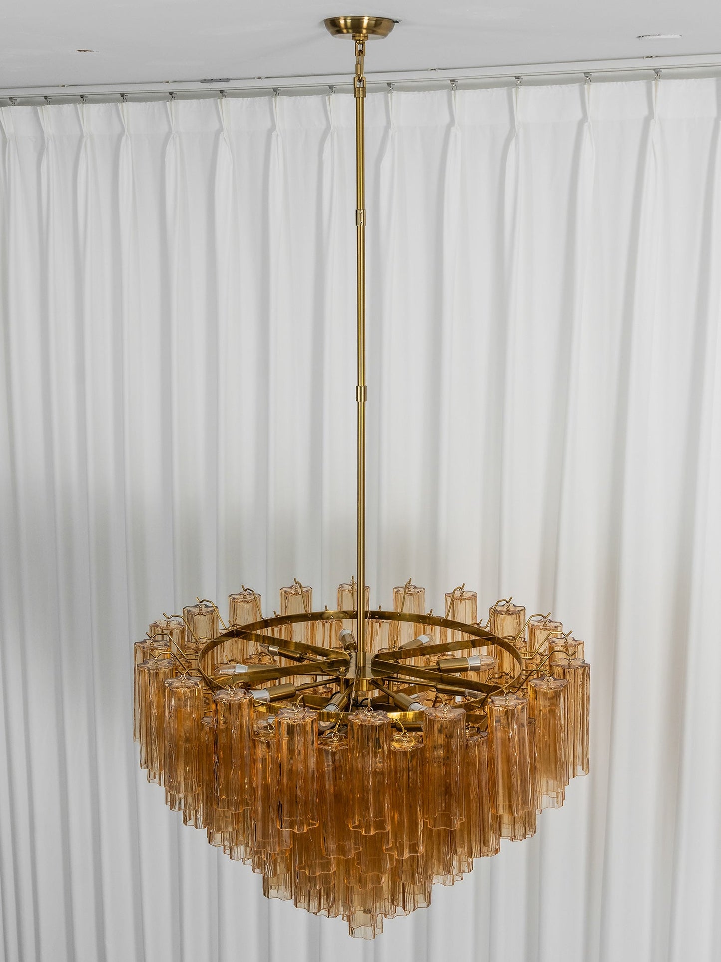 Auravelle Chandelier