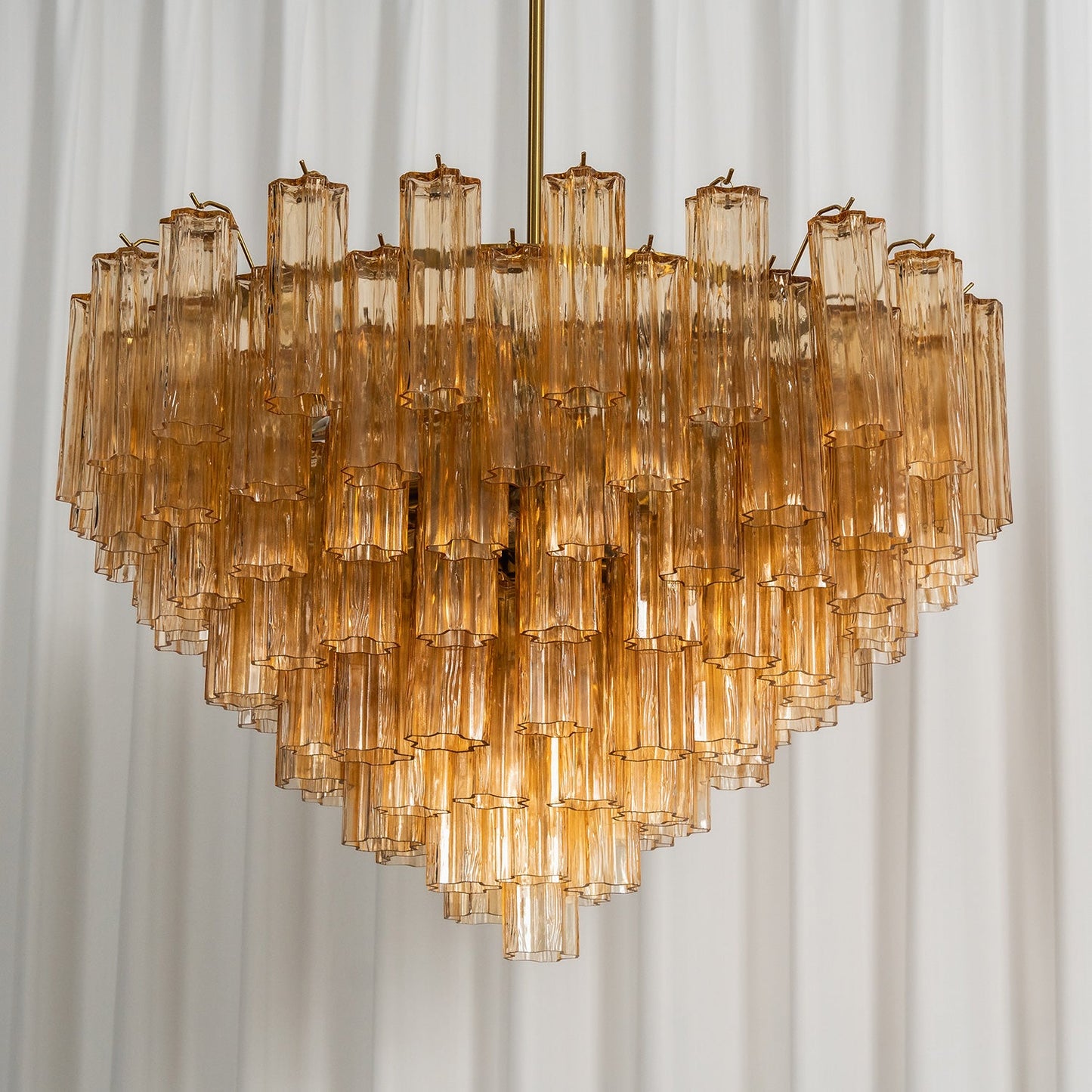 Auravelle Chandelier